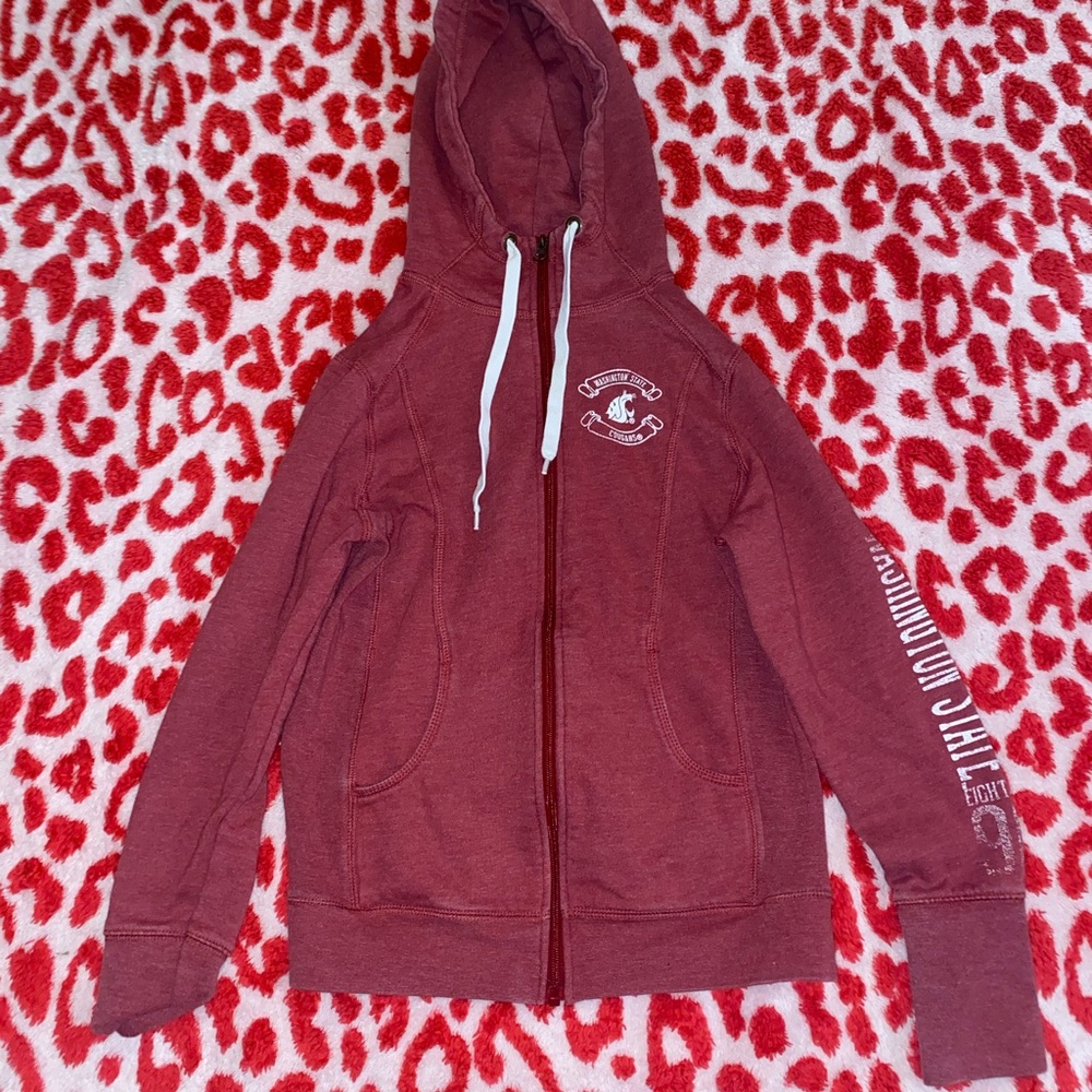 Red Washington State Cougar’s hoodie